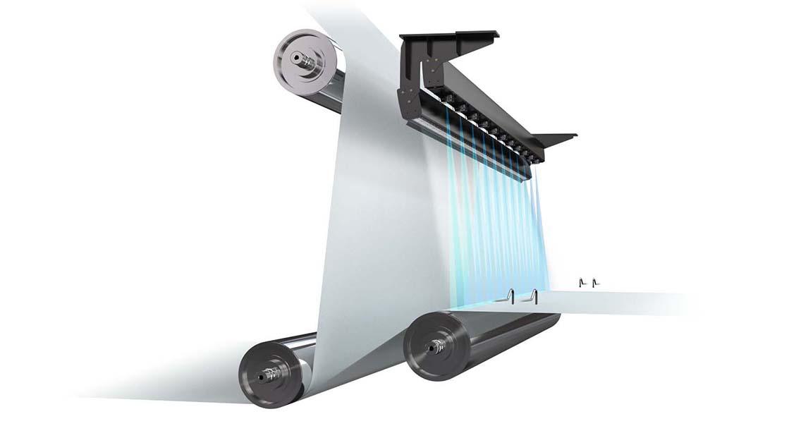 在成型部分，Procemex针孔摄像机和闪光灯led灯